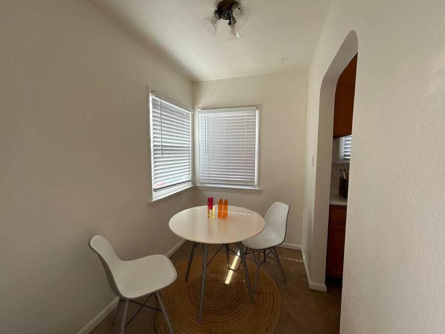 Entire Home By Newport Beach, Disneyland And Sna! Коста Меса Экстерьер фото